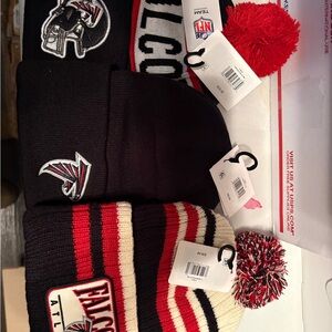 New Era Falcons Striped Beanie - Red, Black, White